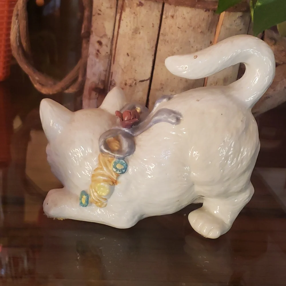 Vintage set of 3 white Kitten Cats home decor - Picture 8 of 16